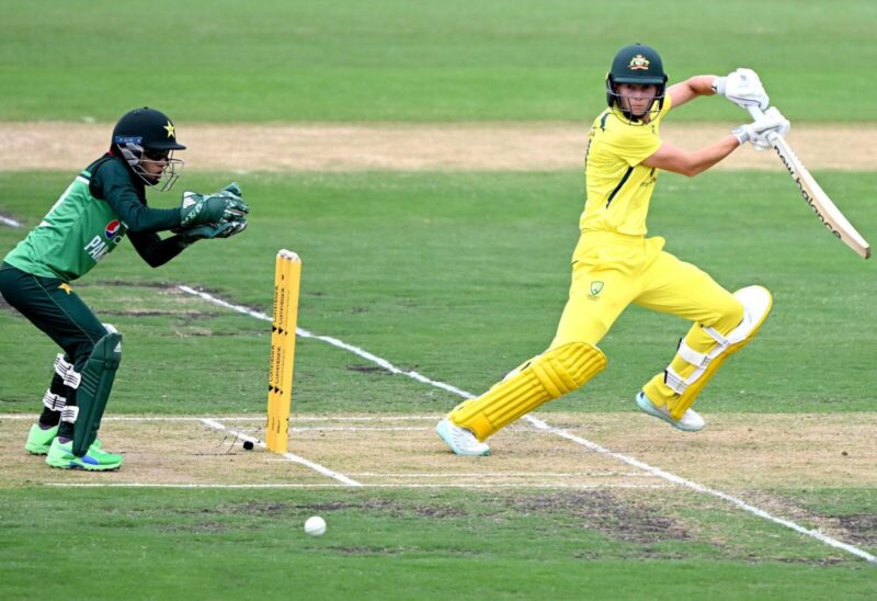 Australia Women scored 199/7; Pakistan Women suffered a heavy defeat.